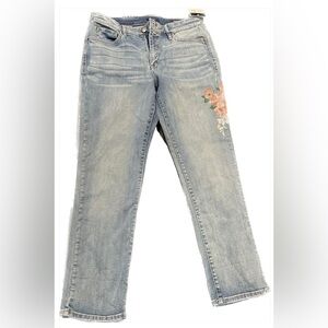 Kaari Blue Light Blue Cropped Jeans with Floral Embroidery